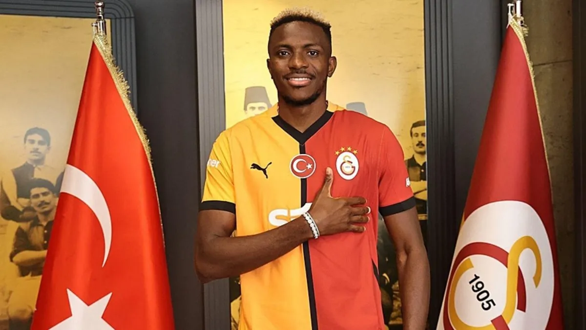 İngilizler, Osimhen’i canlı takip edecek!
