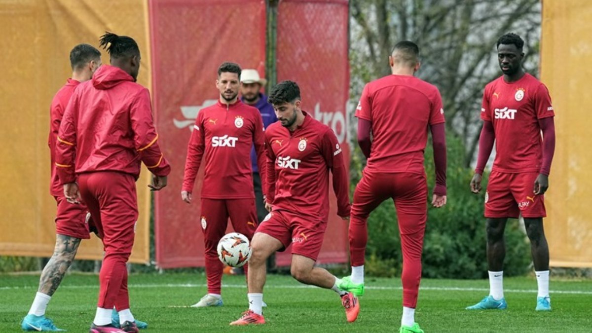 Galatasaray’da Tottenham maçının hazırlıkları sürüyor