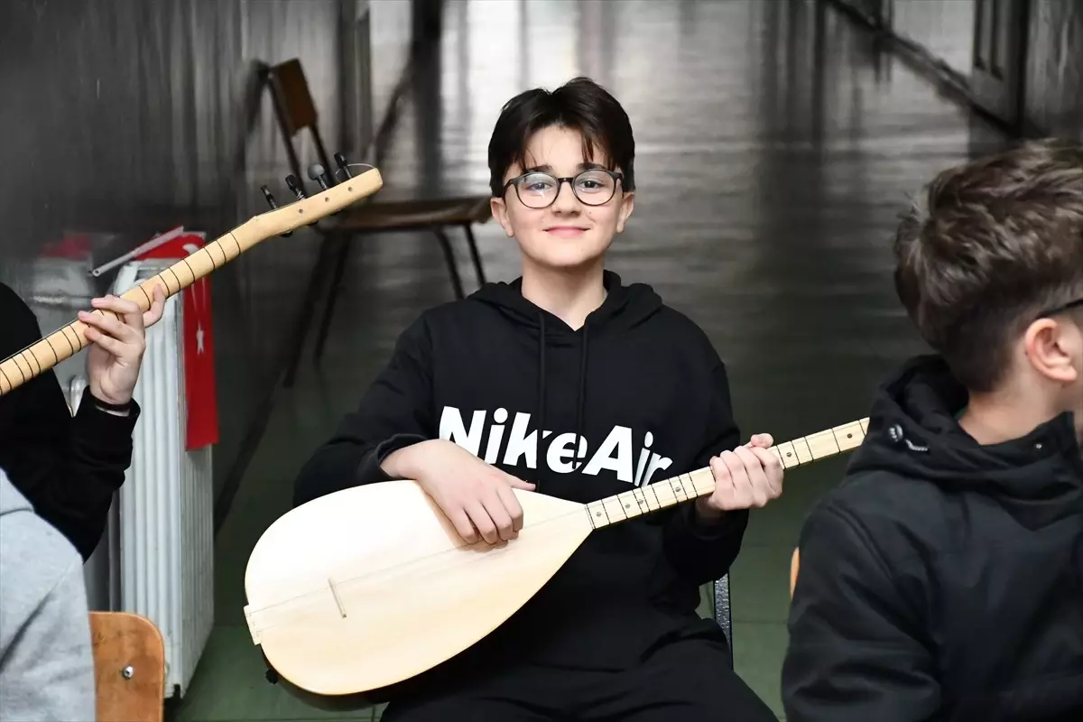 Merkez Jupa’da Bağlama Kursu Başladı