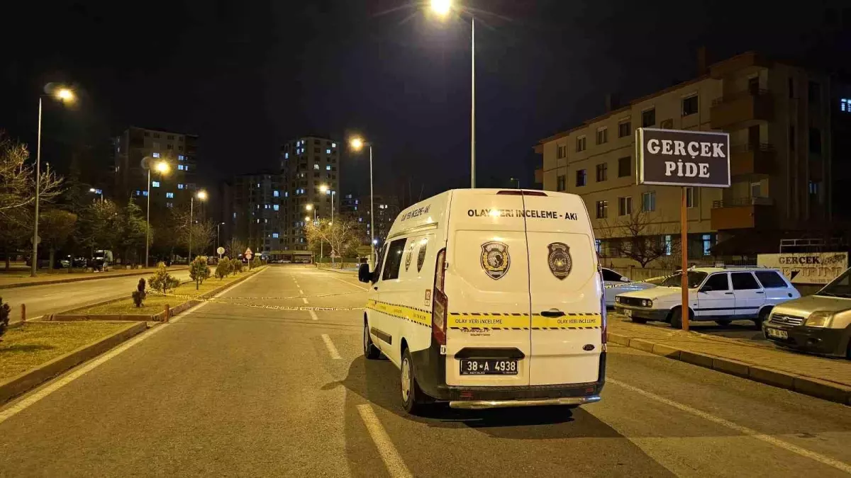 Kayseri’de Bıçaklı Kavga: Bir Şahıs Ağır Yaralandı