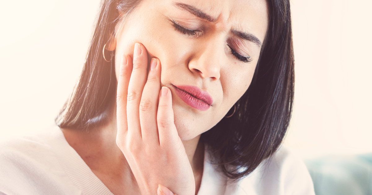 Gömülü dişler tedavi edilmezse ciddi sağlık sorunlarına yol açabilir