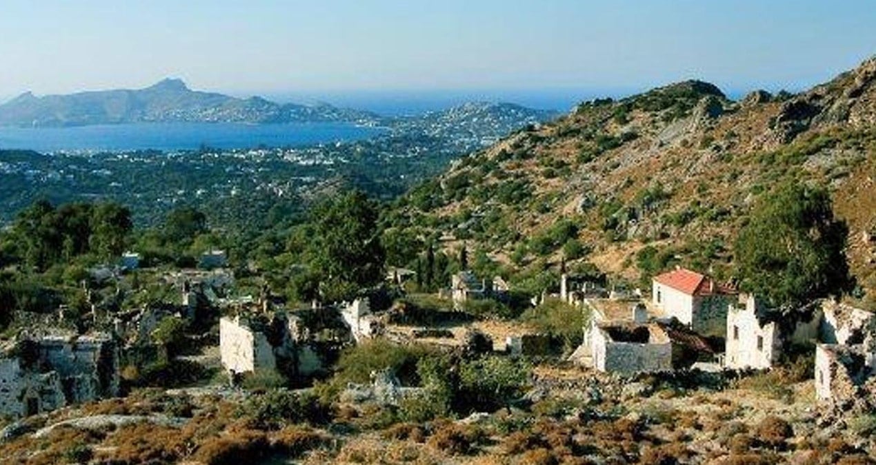 Terk edilmiş gizemli köyler: Sadece bir kişi yaşıyor