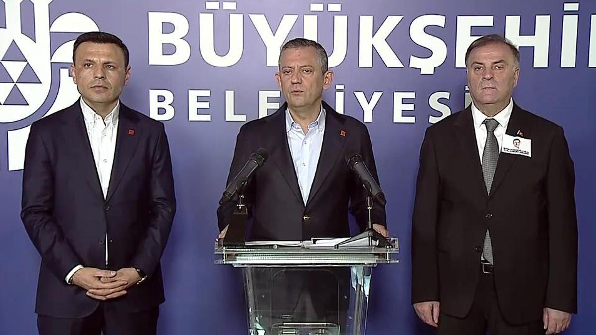 CHP bayramlaşmadı ama gündemdeydi