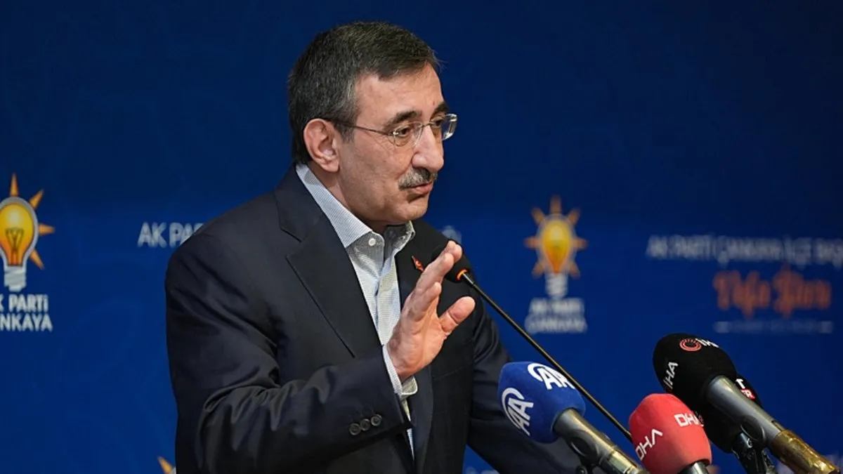 Cumhurbaşkanı Yardımcısı Cevdet Yılmaz: Terör örgütü silah bırakıp kendini feshetmeli